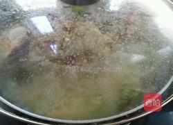 家常青椒焖鲫鱼的做法图解8