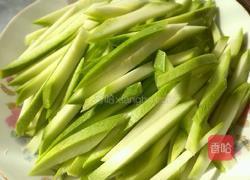 番茄西葫芦的做法图解1