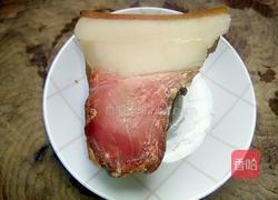 臘肉燒豆腐的做法圖解2