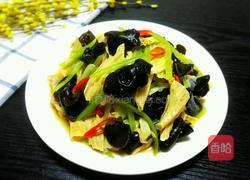 凉拌香芹腐竹的做法图解5