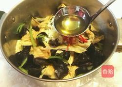 凉拌香芹腐竹的做法图解4