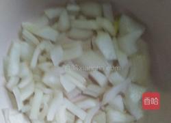 陈醋花生的做法图解1