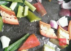 姜葱炒鲜鱿的做法图解4