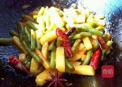 土豆炖豆角的做法图解9