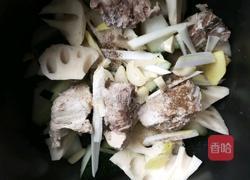 冬瓜莲藕排骨汤的做法图解4