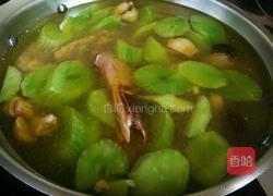 莴苣鸭汤的做法图解12