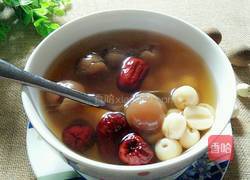 莲子红枣蜜糖水的做法图解5