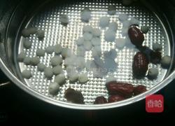 莲子红枣蜜糖水的做法图解3