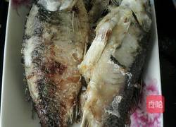 家常炖鲫鱼的做法图解4