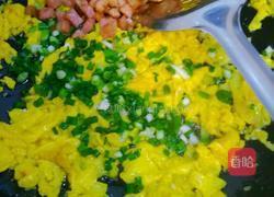 鸡蛋火腿炒饭的做法图解5