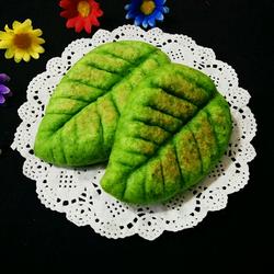小树叶豆沙饼的做法[图]