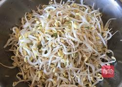 醋溜豆芽的做法图解1