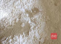 东北大锅馒头 的做法图解1