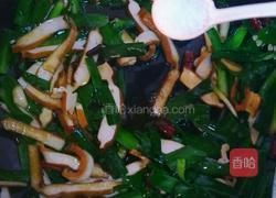 韭菜炒豆干的做法图解6