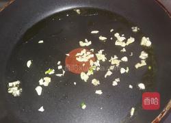 香蒜煎烟熏火腿的做法图解3