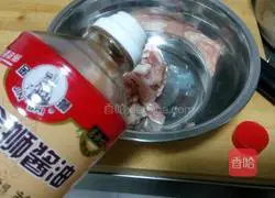 Black Pepper Pork Claypot Rice Recipe Illustration 7