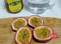 百香果茶的做法图解1