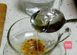 百香果茶的做法图解3
