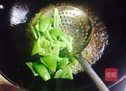 鸡翅炒虎椒的做法图解4