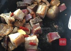 腊肉烧咸鱼的做法图解5