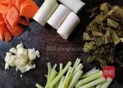 鱼羊酸菜汤的做法图解3