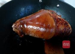 红枣焖猪肘的做法图解7