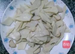 杏鲍菇炒肉的做法图解3