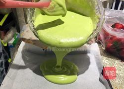 无油波菜草莓瑞士卷的做法图解9
