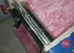 Illustration of how to make pink noodles 6