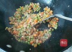 豌豆胡萝卜肉丁的做法图解14