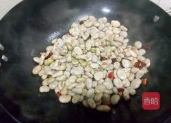 蒜苗回锅蚕豆的做法图解6