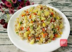 菠萝炒饭的做法图解2