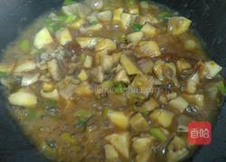 平菇酱汁疙瘩汤的做法图解6