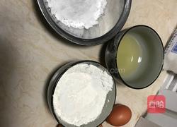 红莲焰火海绵蛋糕的做法图解1