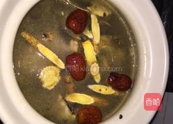 大头鱼药膳汤的做法图解5