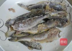 红烧小黄鱼的做法图解3