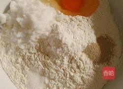 肉松面包的做法图解1