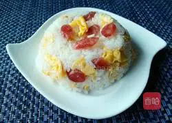 Illustration of how to make golden fried rice with sausage 6