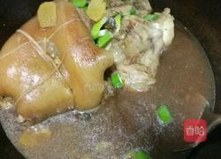 私房秘制肘子的做法图解16