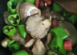 平菇炒腊肠的做法图解10