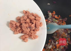 韩式蛋包饭的做法图解2