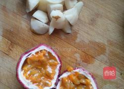 百香果梨汁的做法图解2