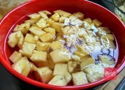 菠萝咕噜肉的做法图解1