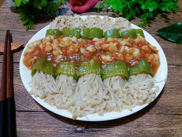 熬至汤汁粘稠 浇在蒜末上