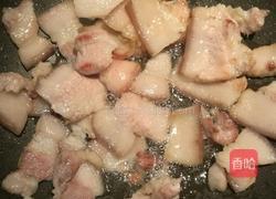 咸鱼烧肉的做法图解1