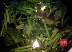 菠菜虾皮蛋花汤的做法图解3