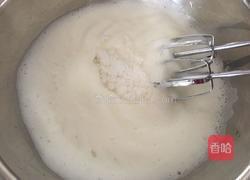 双色戚风的做法图解8