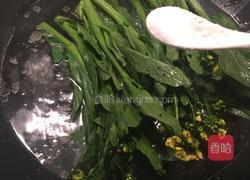 瘦肉炒菜心的做法图解3