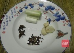 酸菜粉条五花肉的做法图解4