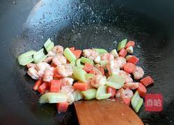 西芹腰果虾仁的做法图解9